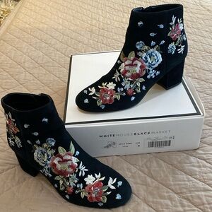 WHITE HOUSE BLACK MARKET TITUS SUEDE BOOTIES. BLACK W/FLORAL EMBROIDERY. SZ 9.